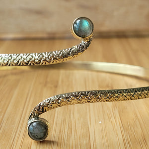Premium Brass Arm band labradorite