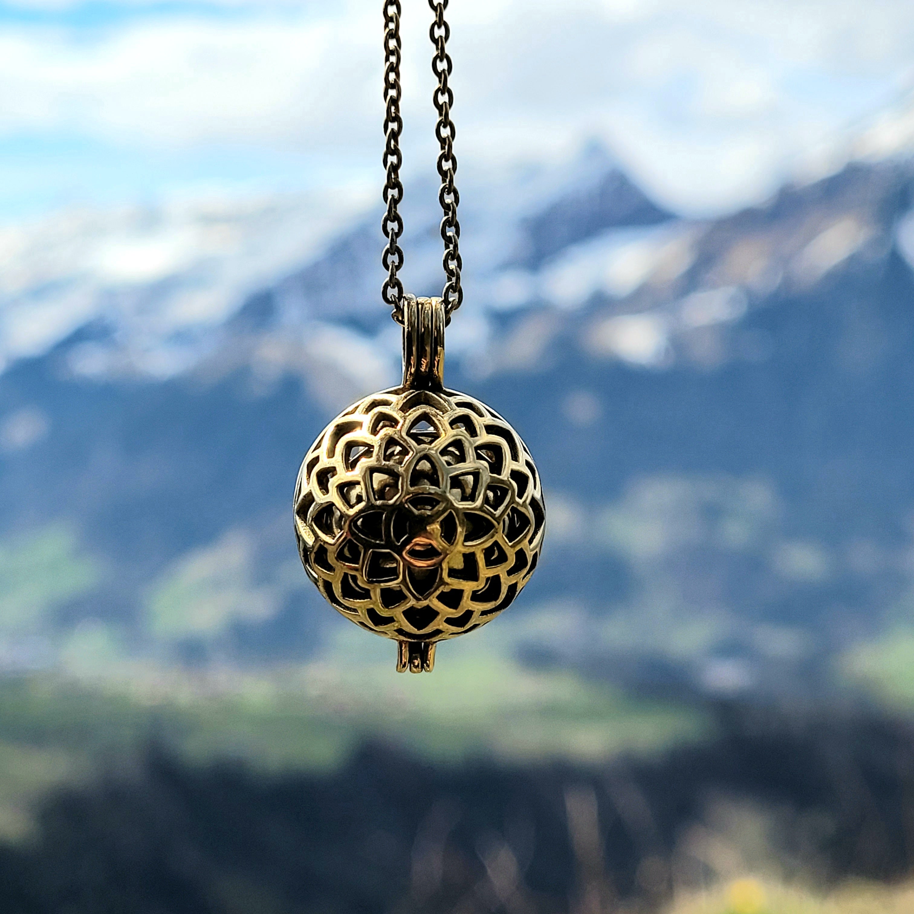 Harmony Ball Pendant Diffuser Sahasrāra Crown Chakra