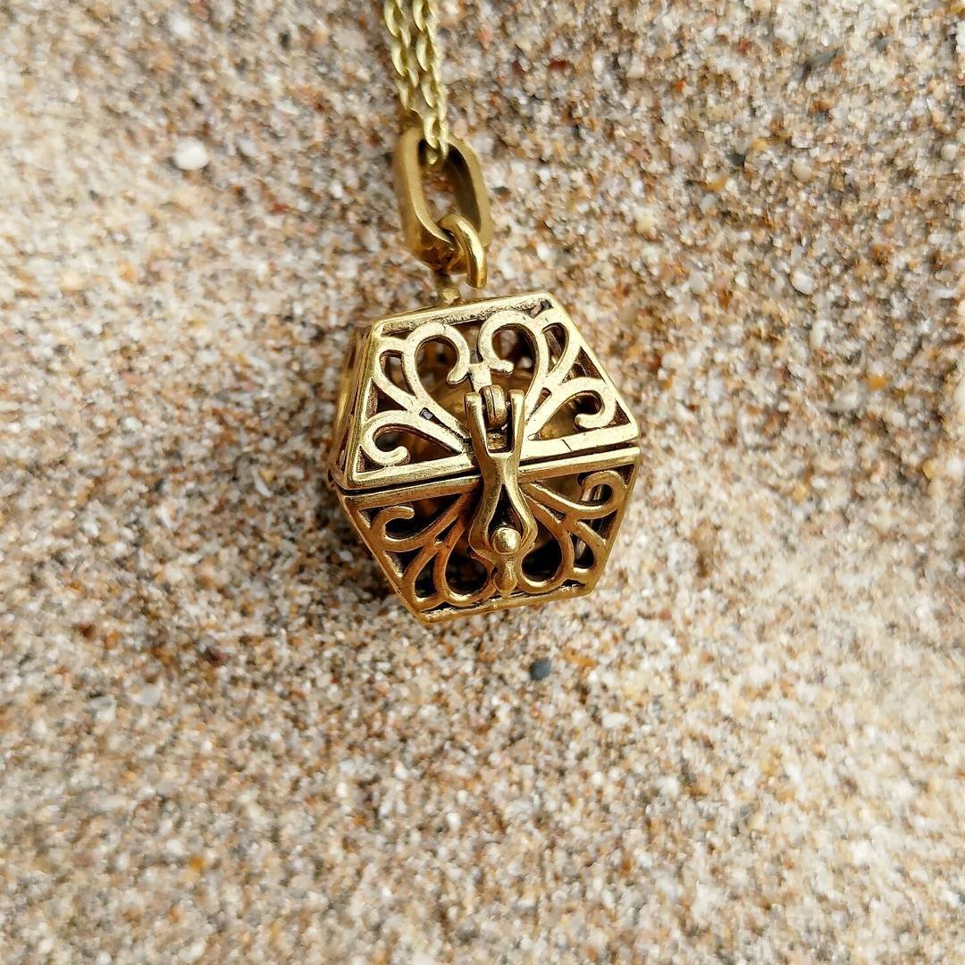 Harmony Ball Pendant Diffuser Mon Tresor (My Treasure)