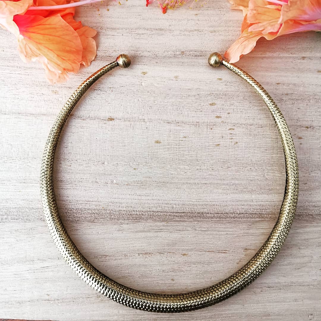 Premium Brass Neck Cuff Choker Chi