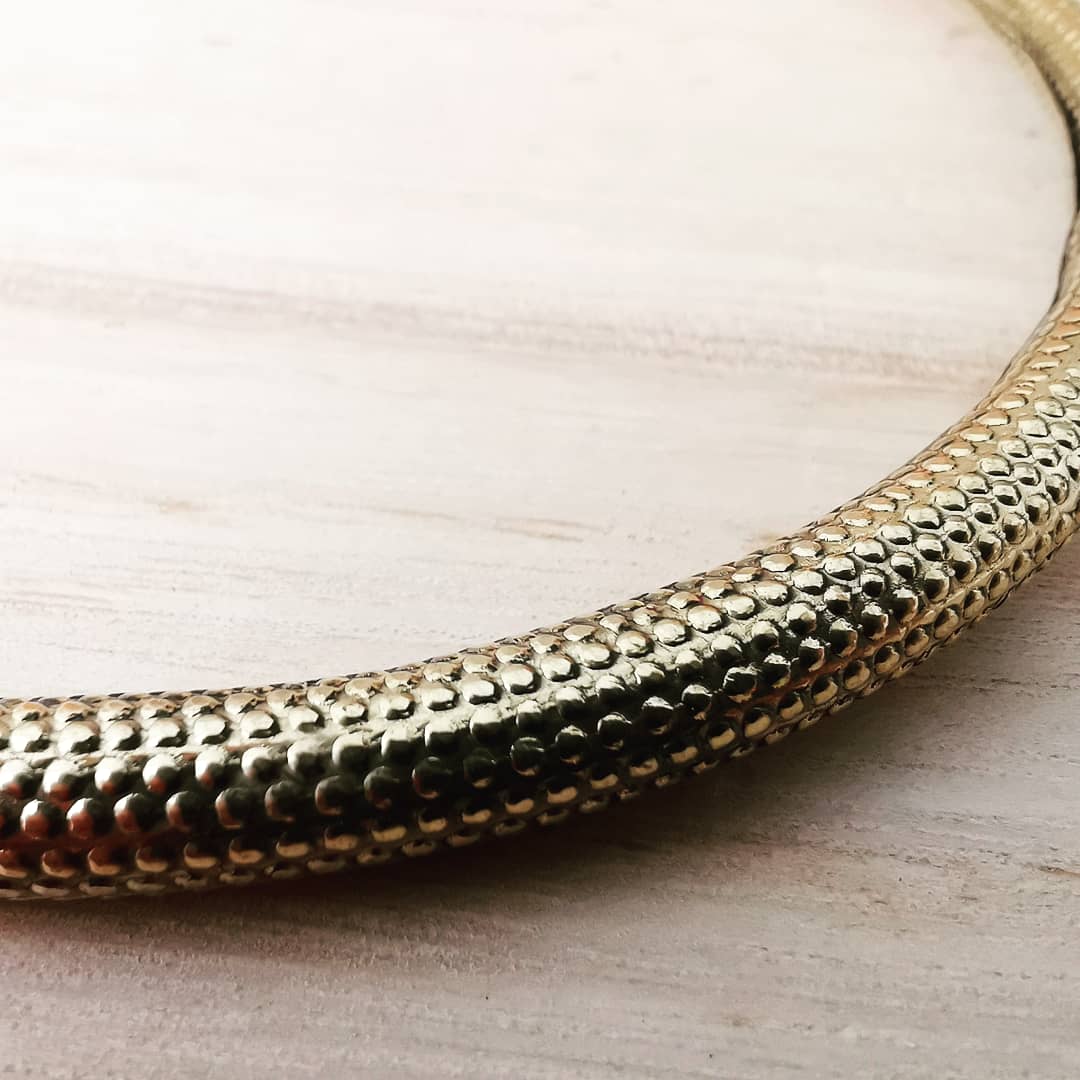 Premium Brass Neck Cuff Choker Chi