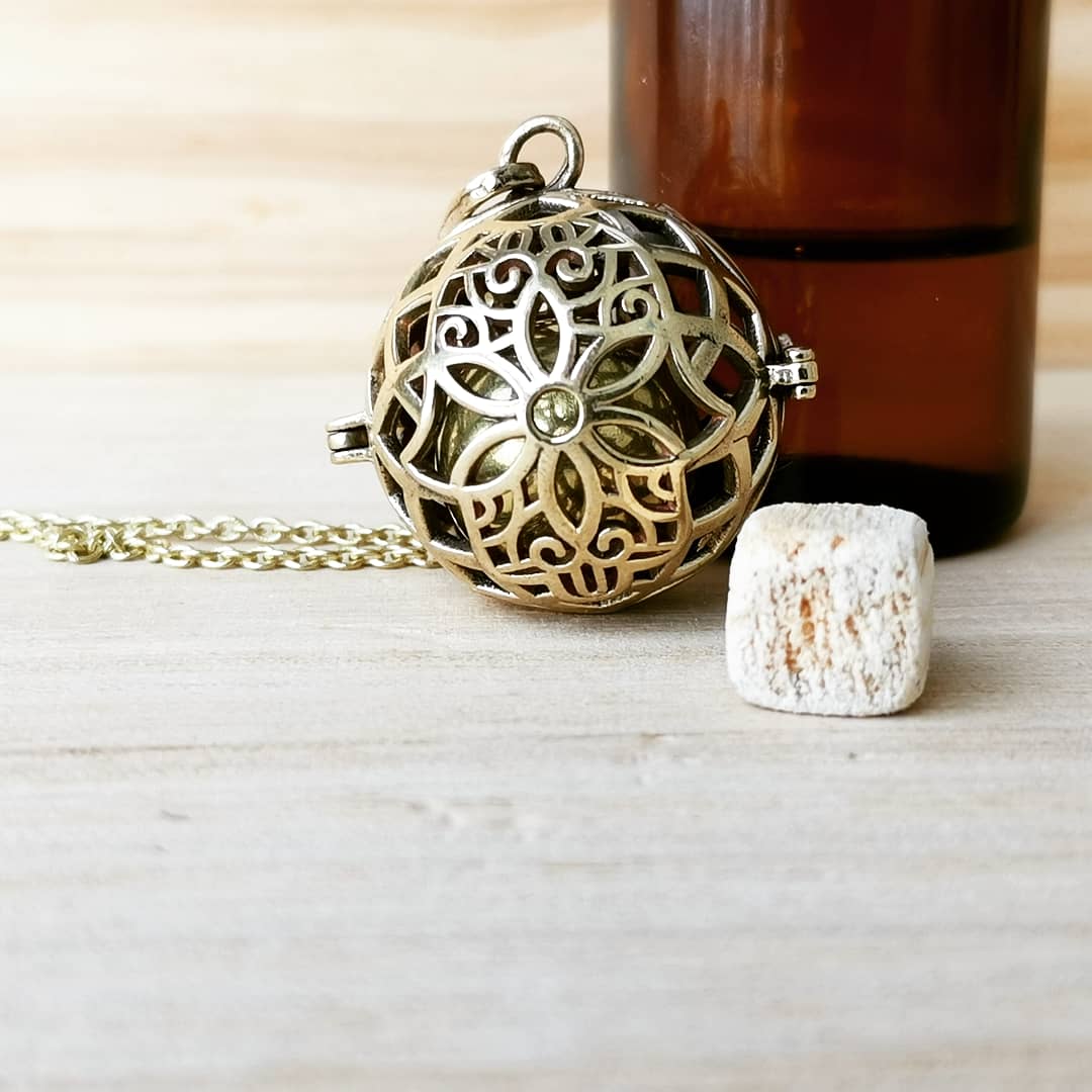 Harmony Ball Pendant Diffuser Hamsa