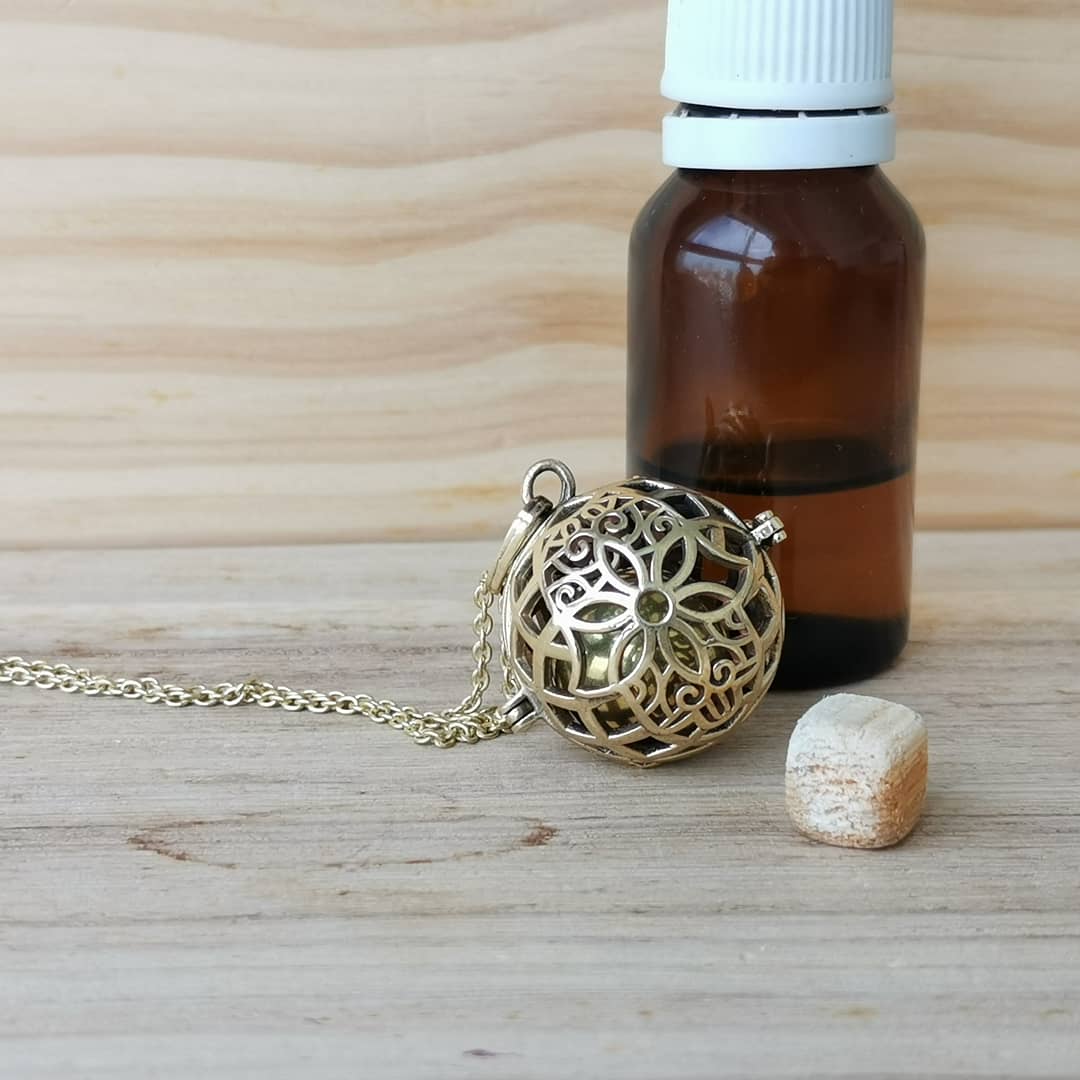 Harmony Ball Pendant Diffuser Hamsa