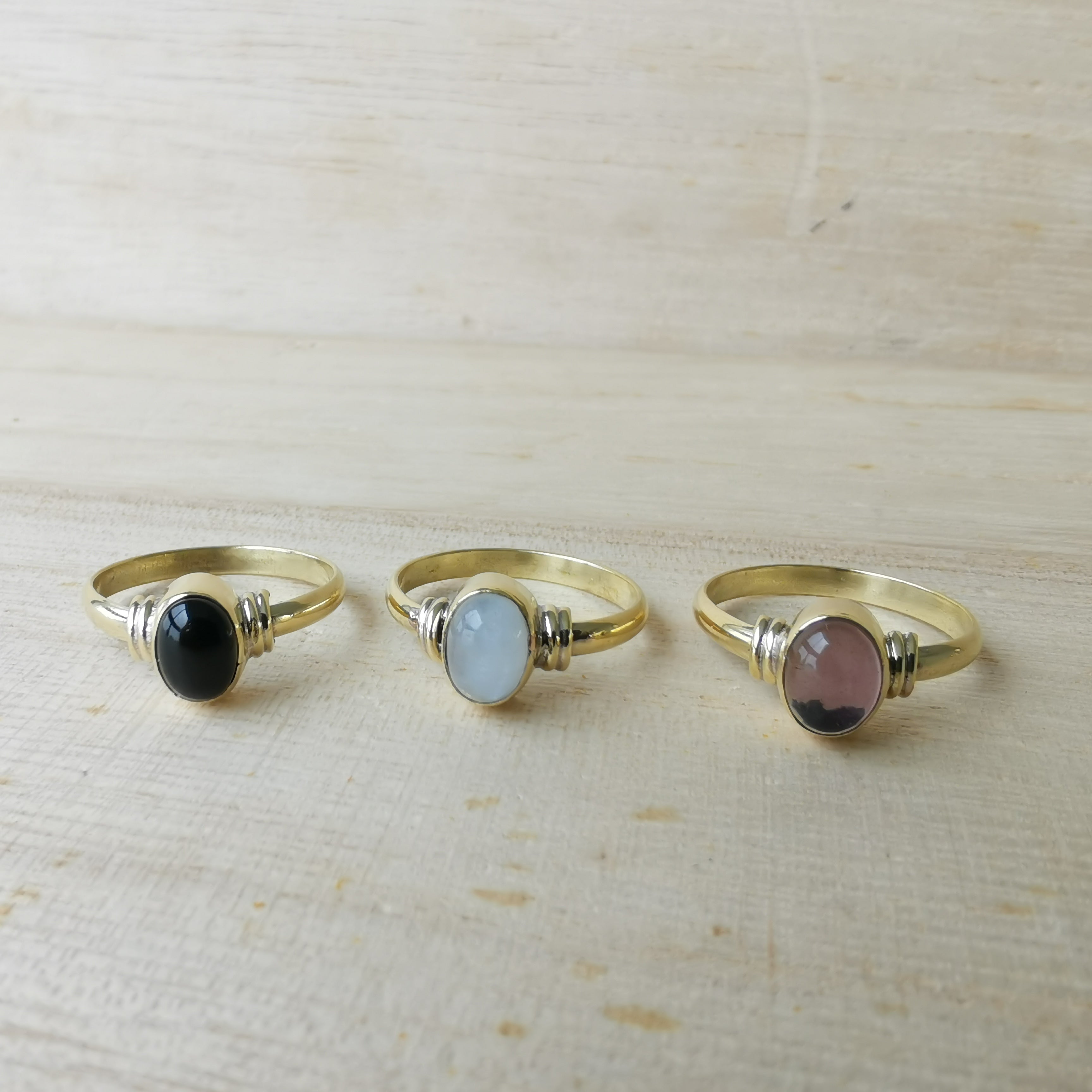 Premium Brass Rings Delicada Amethyst