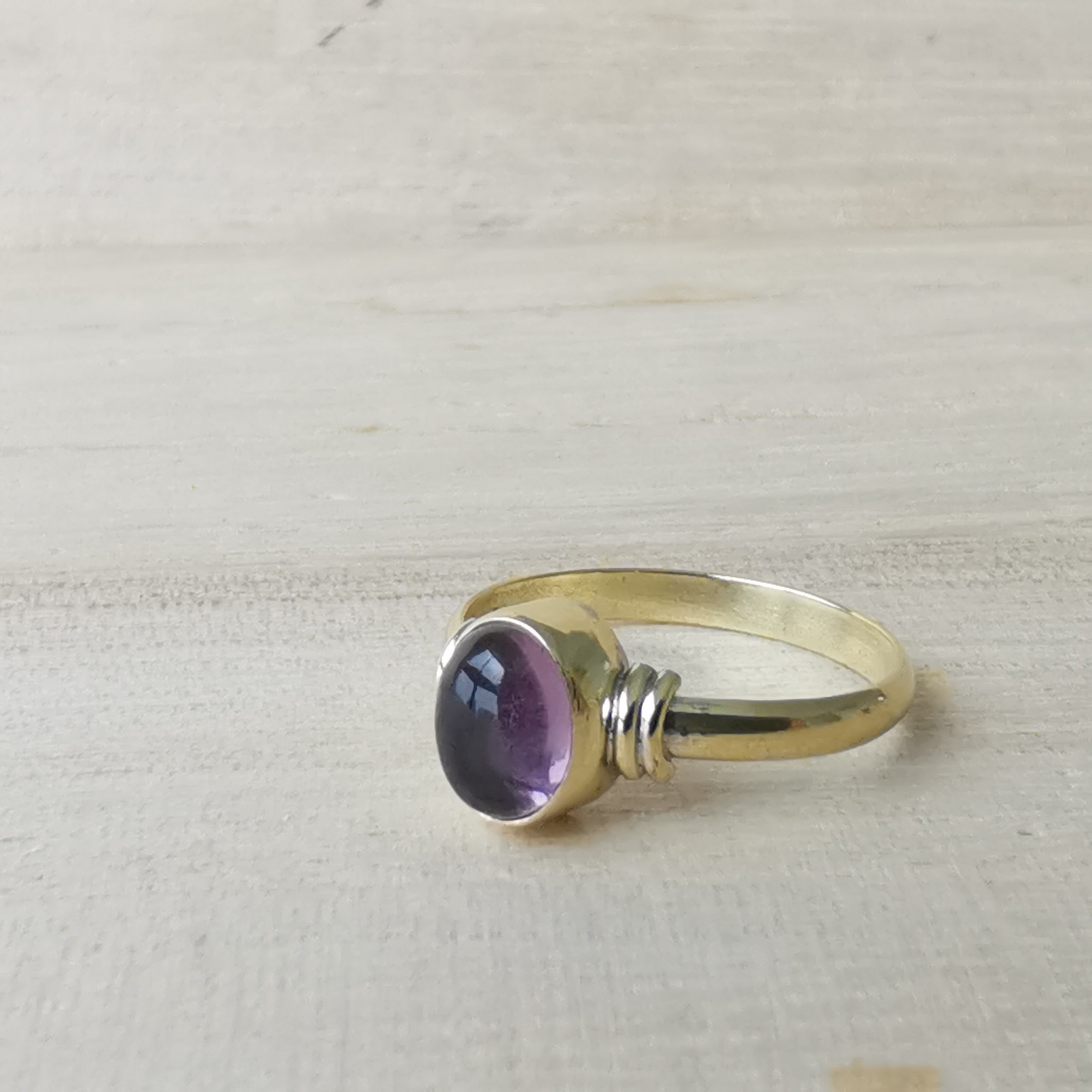 Premium Brass Rings Delicada Amethyst