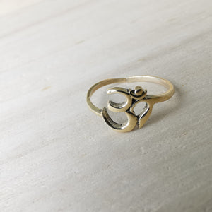 Premium Brass Ring Om