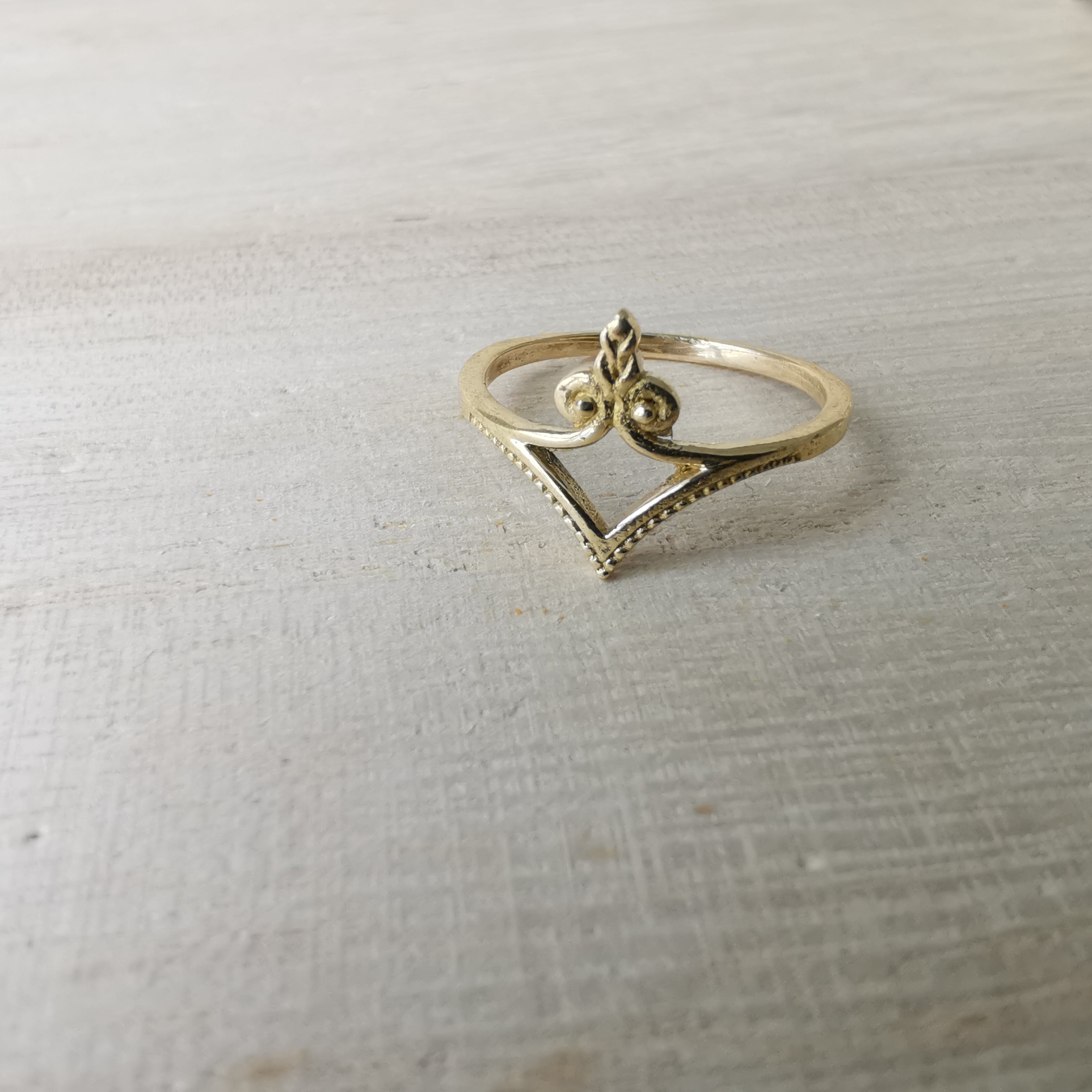 Premium Brass Ring Agnes