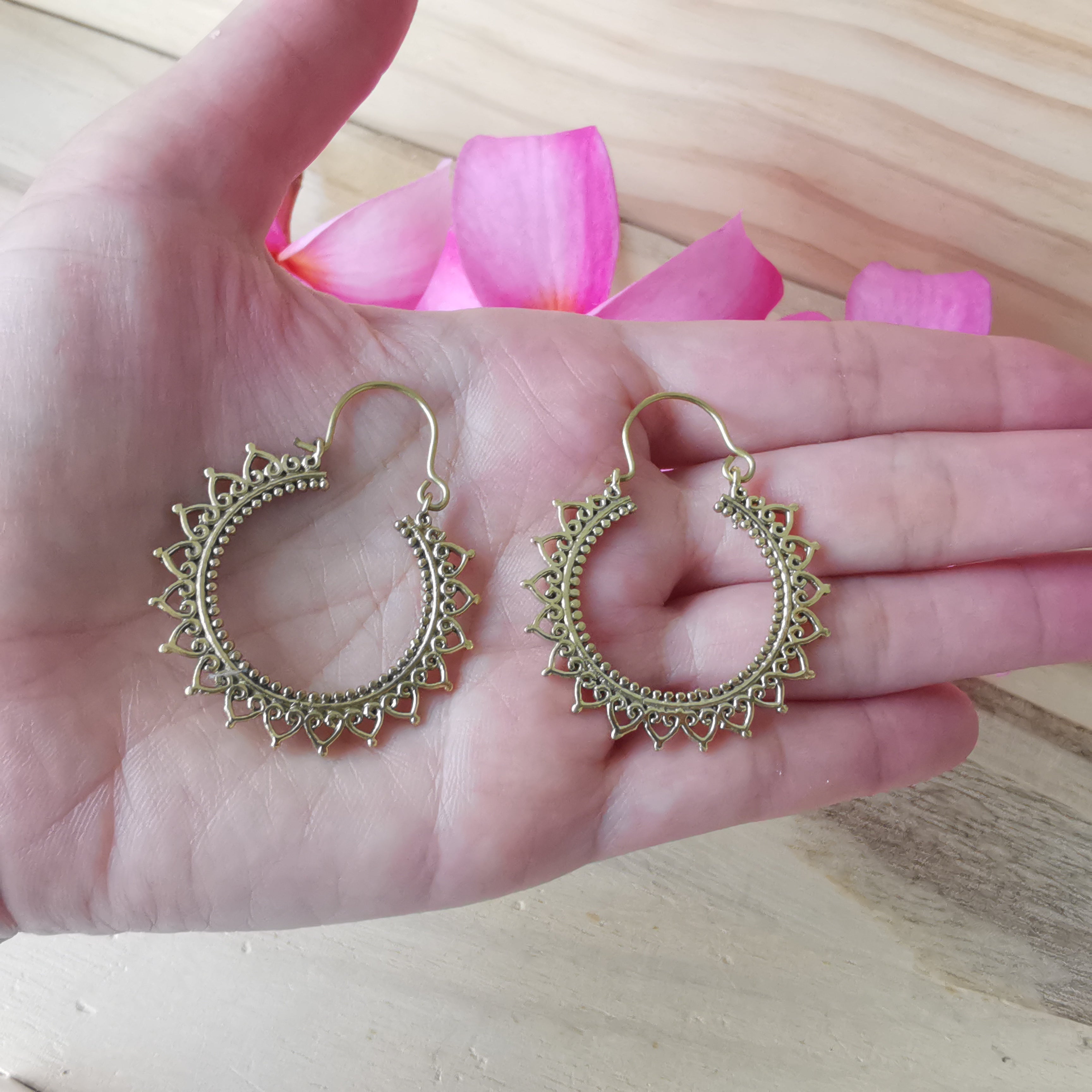 Premium Brass Hoop Earrings Sonne