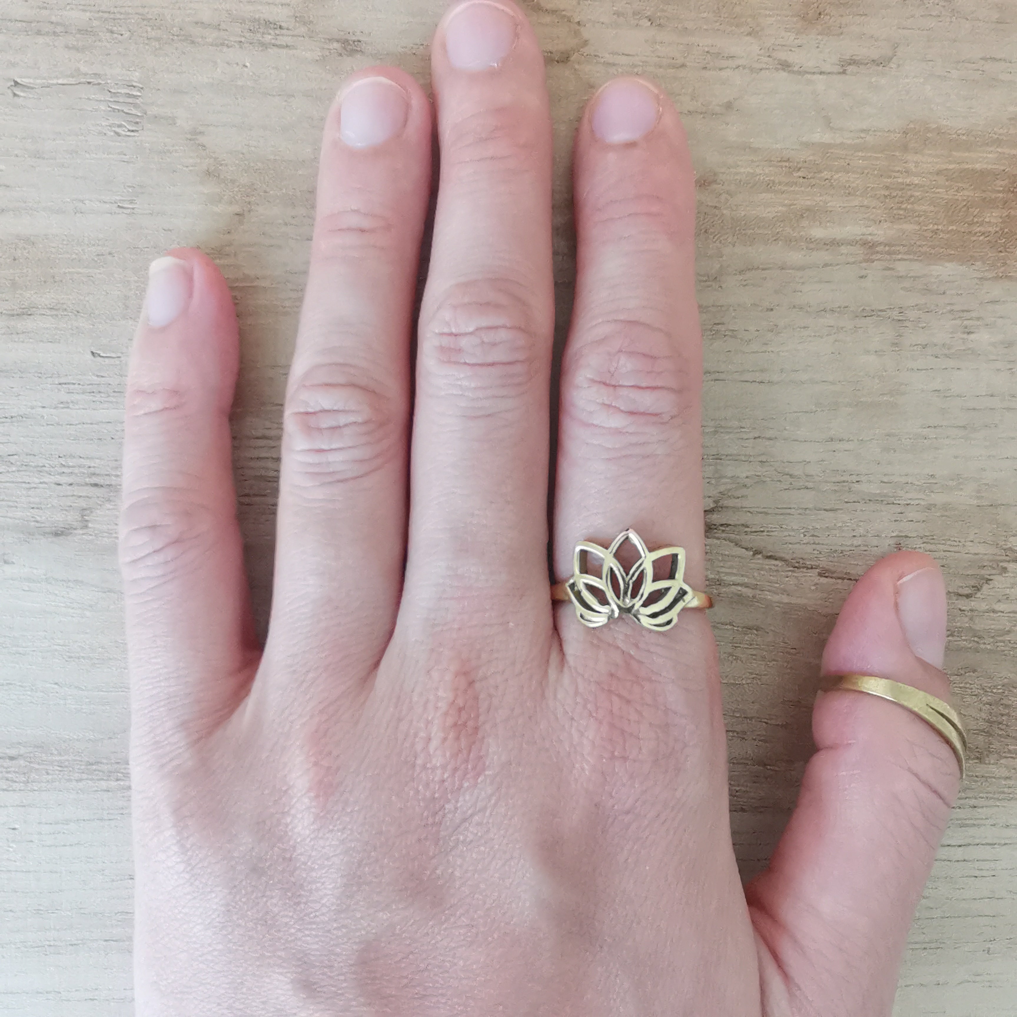 Premium Brass Ring Teratai (Lotus)