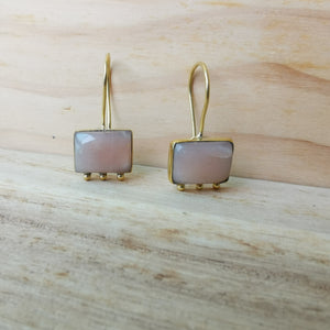 Premium Brass Earring Eterna -Peach Moonstone