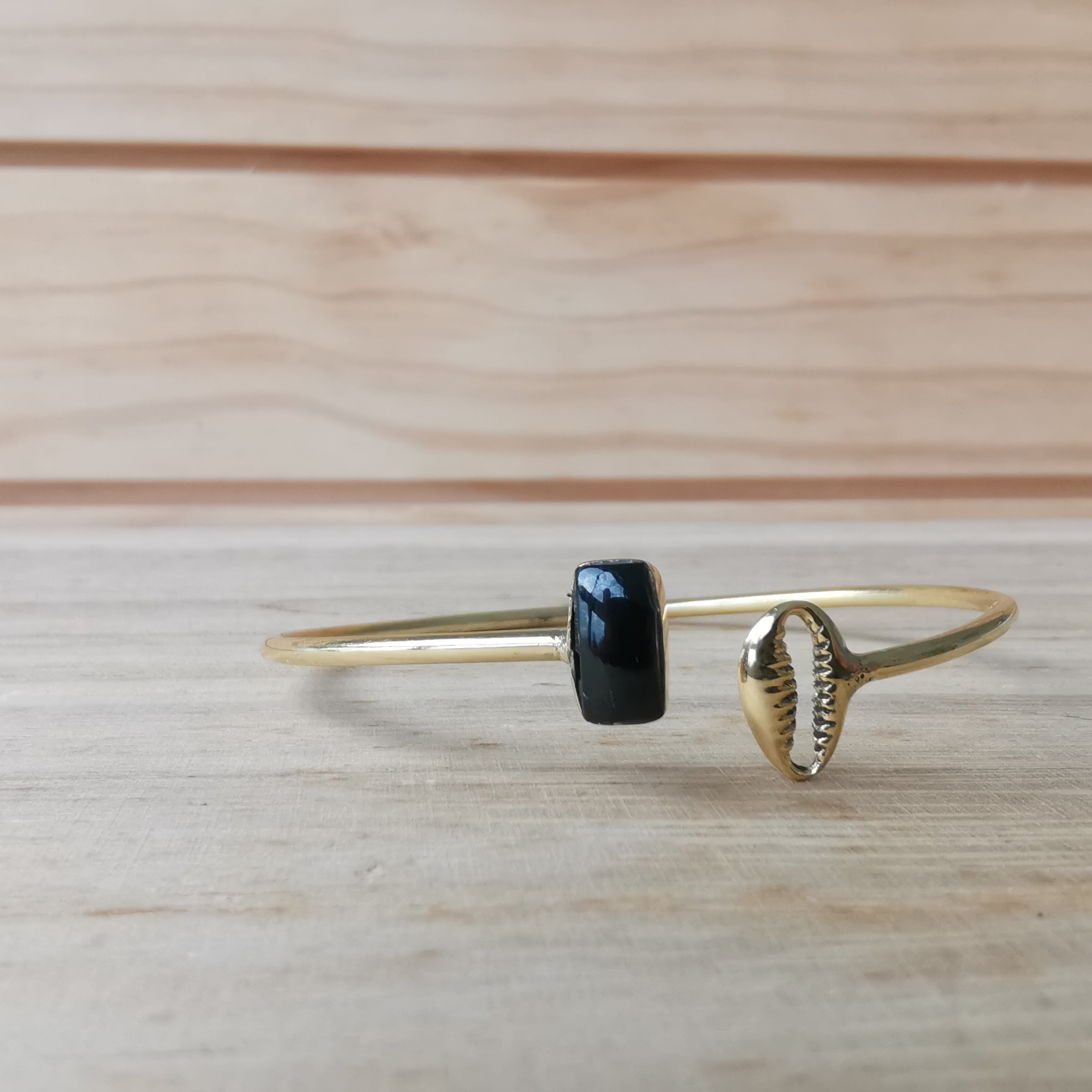 Premium Brass Bracelet Testa Black Onyx & Turquoise