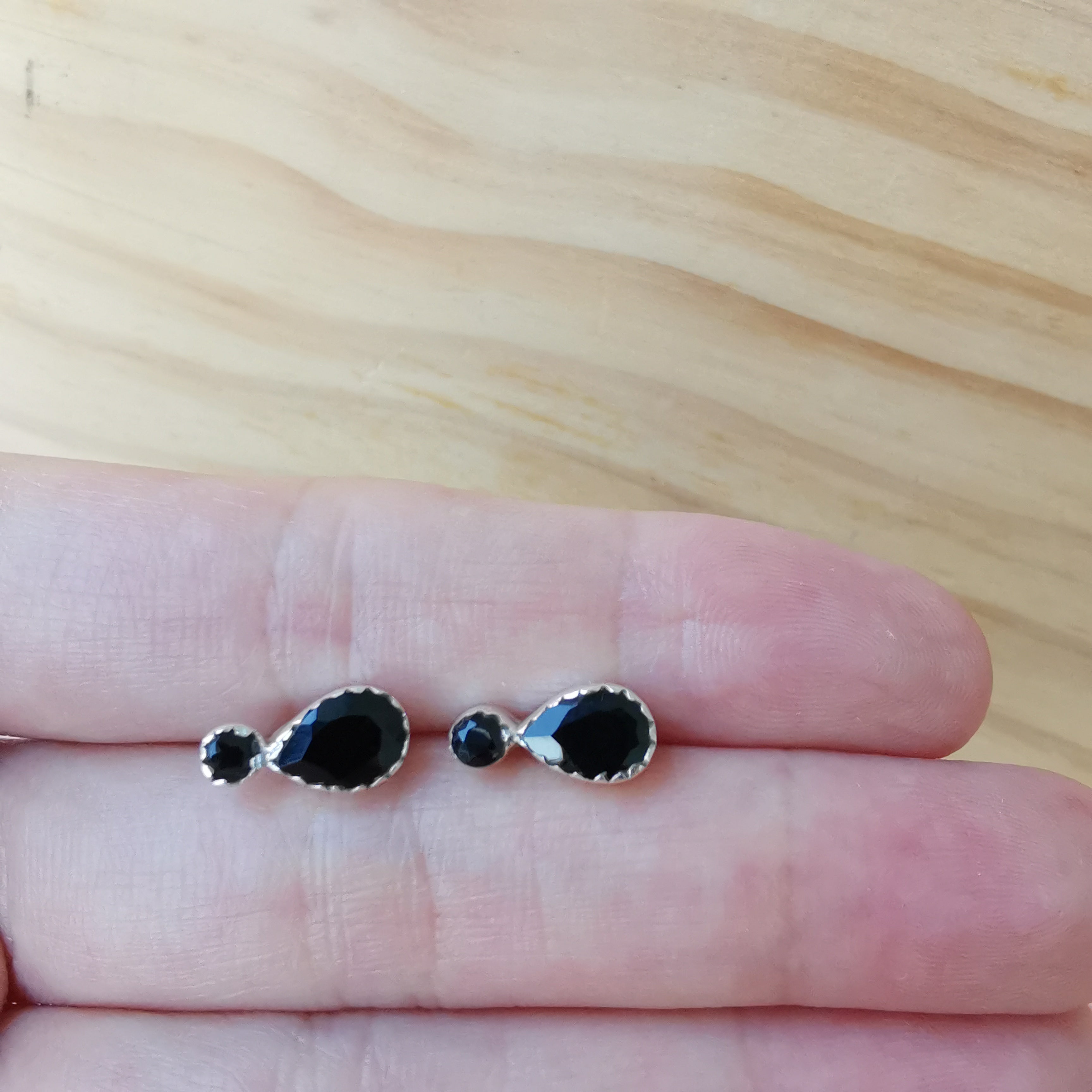 Sterling Silver 925 Studs Earring Black Onyx Glimte