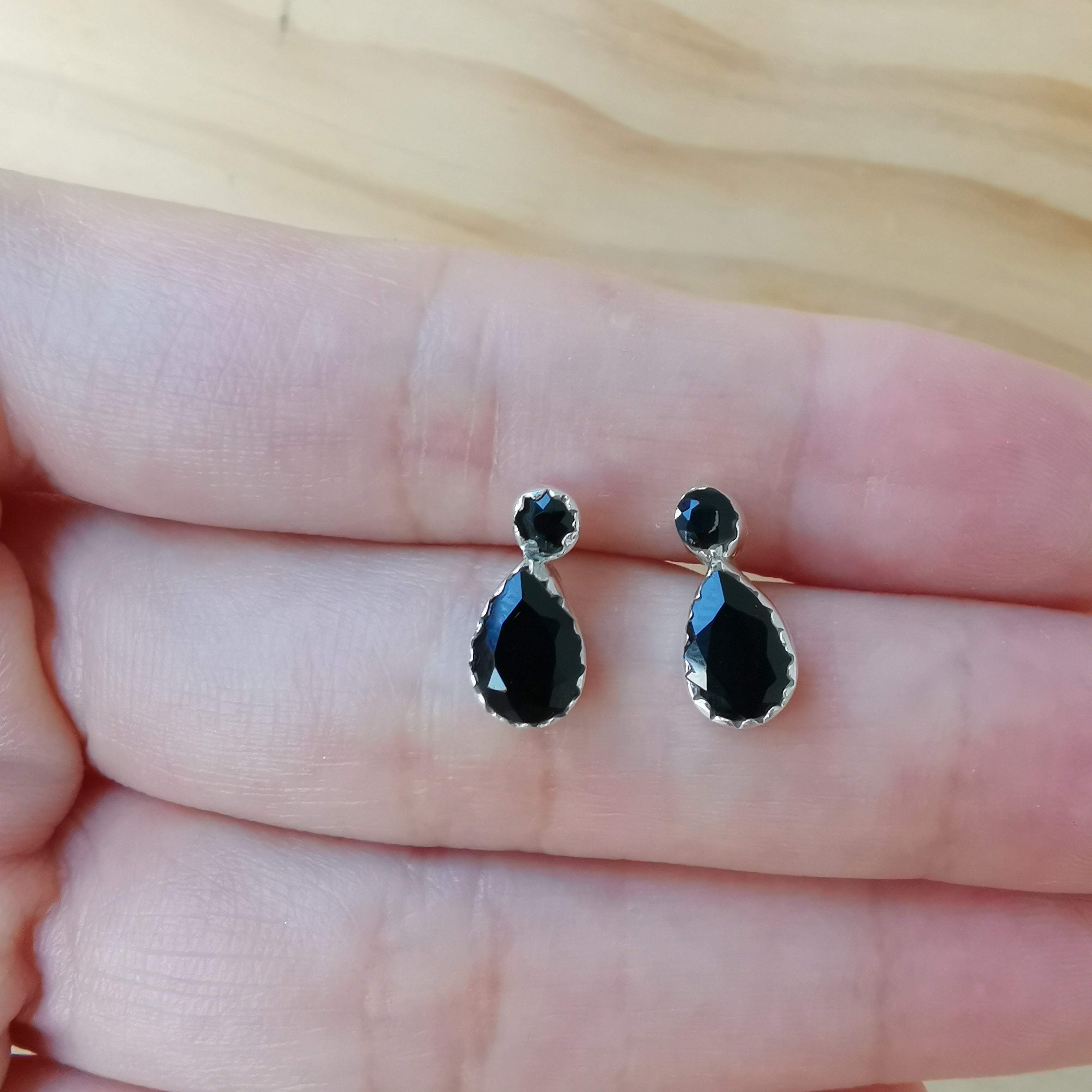 Sterling Silver 925 Studs Earring Black Onyx Glimte