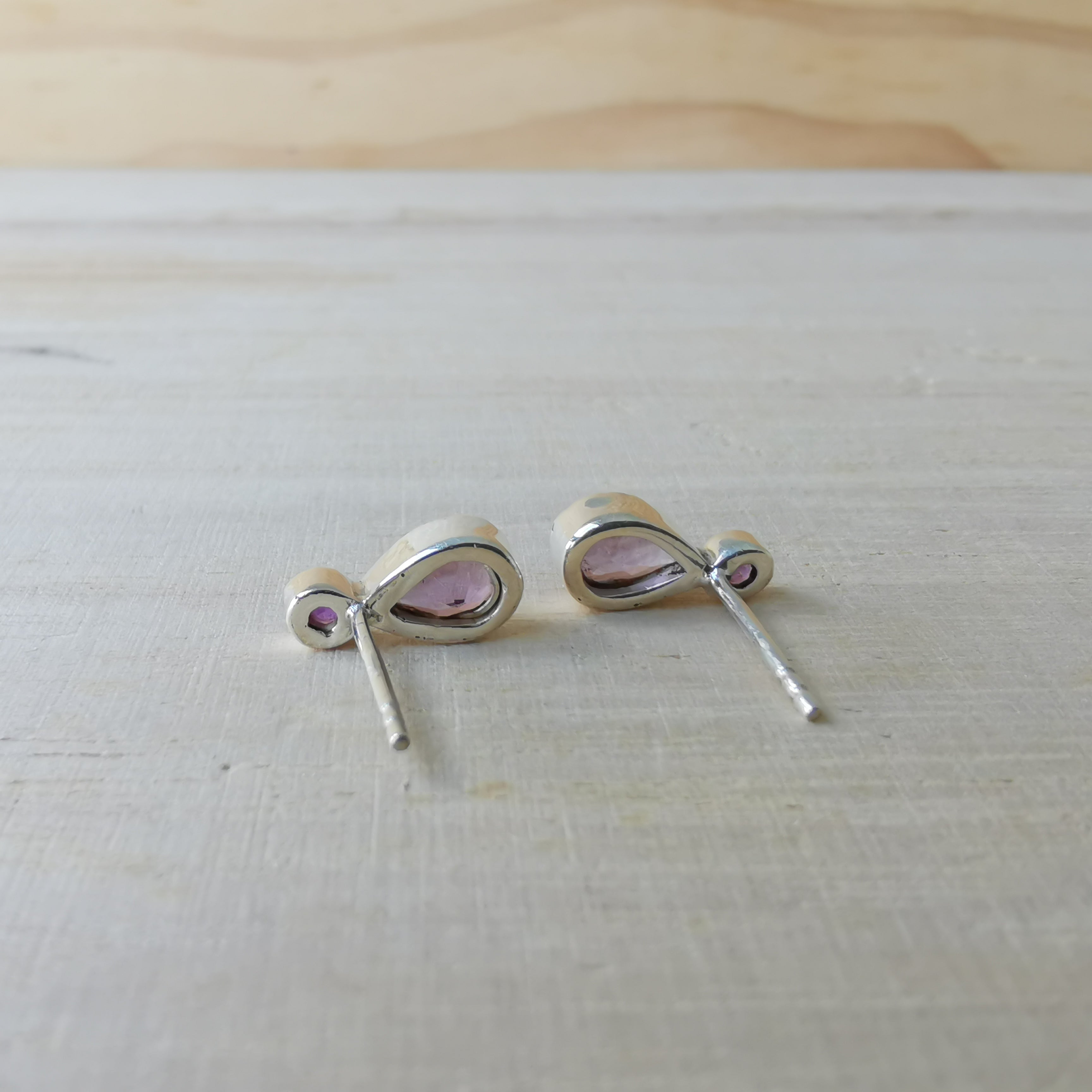 Sterling Silver 925 Studs Earrings Amethyst Glimte