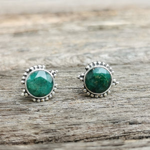 Sterling Silver 925 Studs Luna Earrings Green Sapphire Corundum 9mm